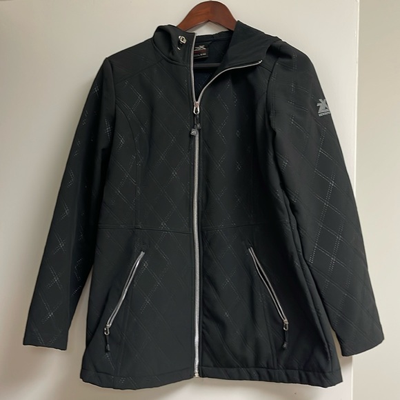 Women’s raincoat with hoodie - Picture 1 of 3